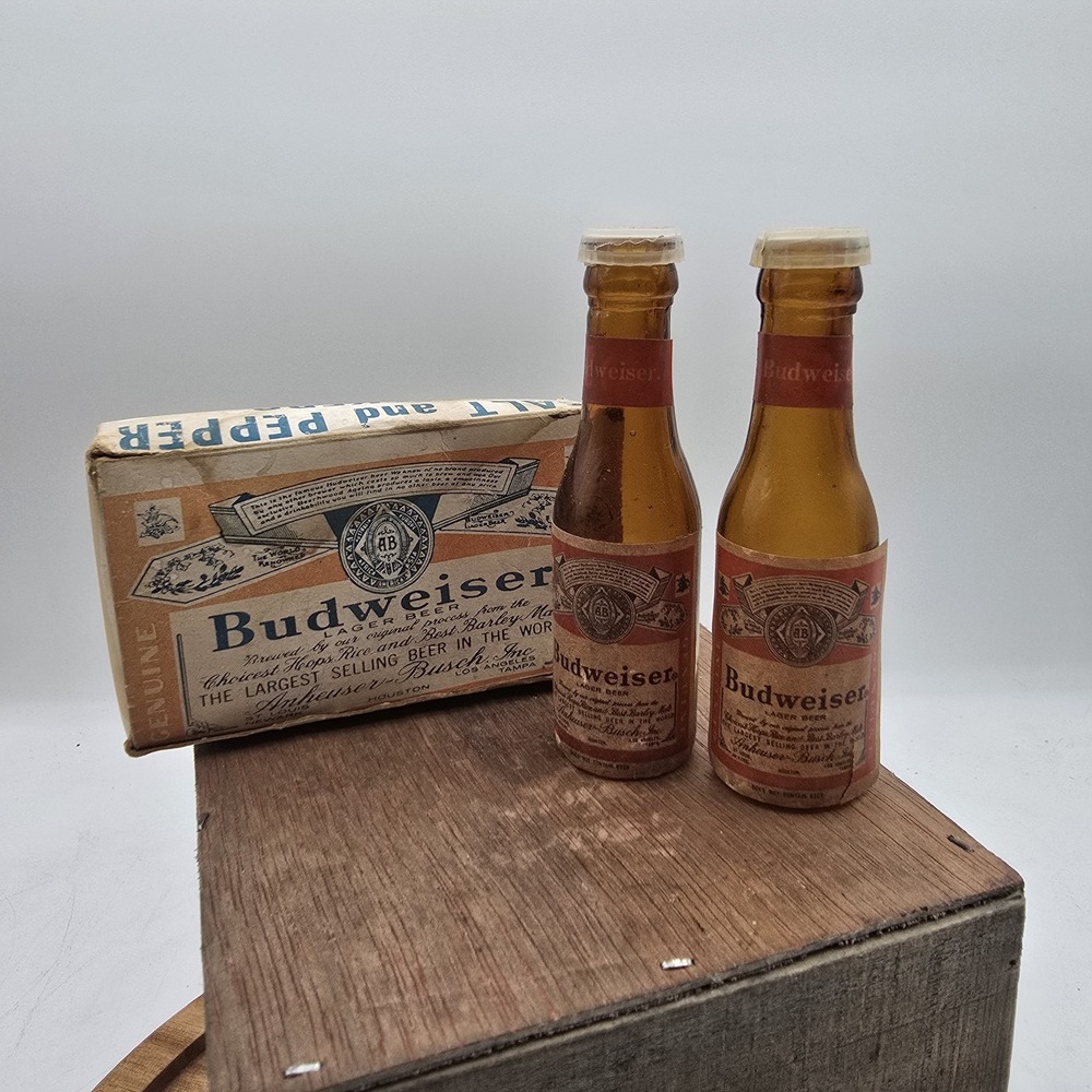 Vintage Budweiser Glass Bottle Salt & Pepper Shakers in Original Box